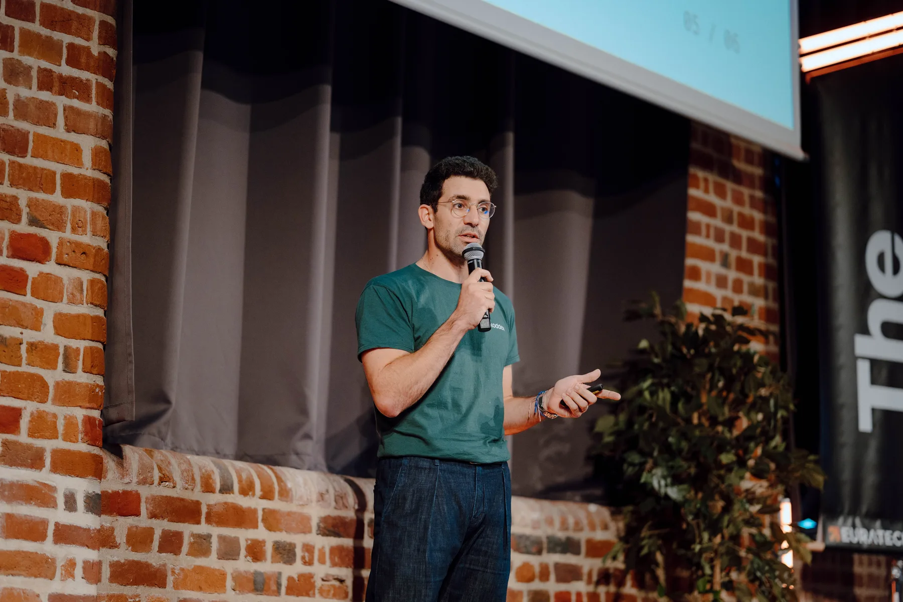 Koddex on stage at The Square, EuraTechnologies