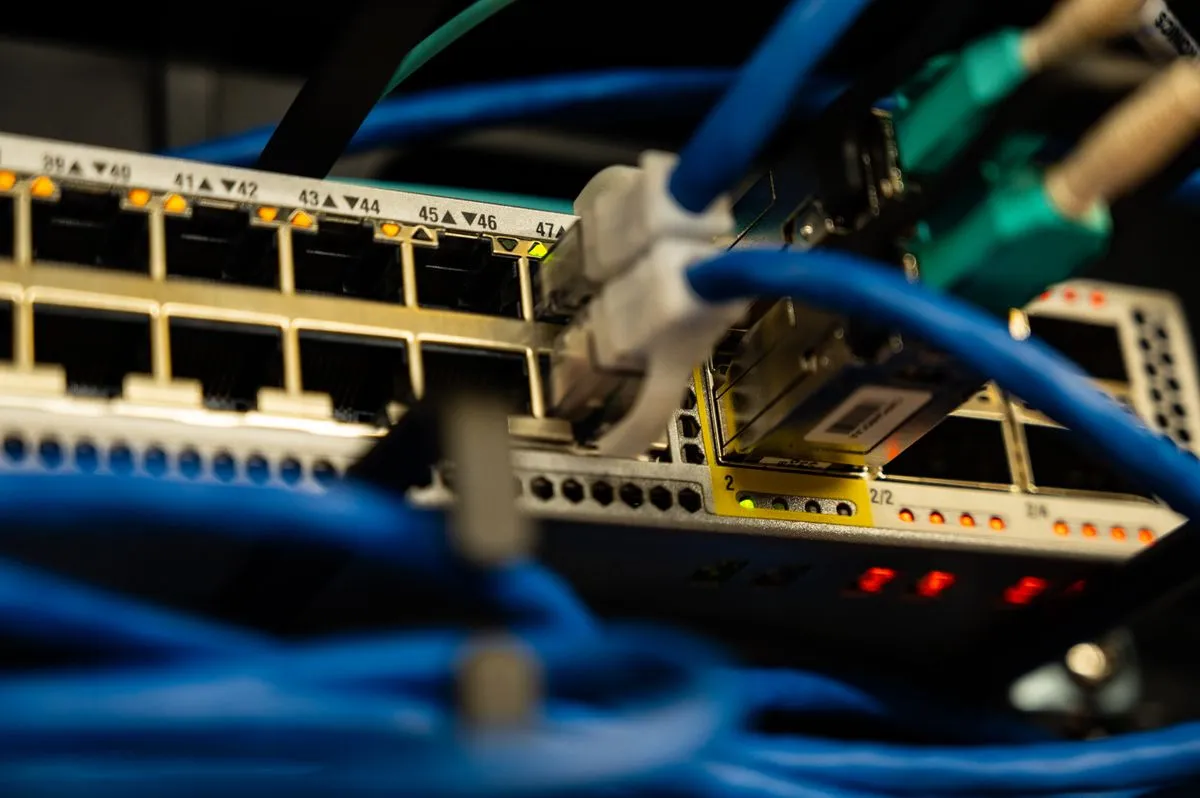 Edge Computing Hardware for Industrial IoT: Designing for the Factory Floor